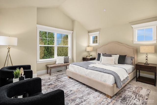 12211 168th Court NE, Redmond, WA 98052