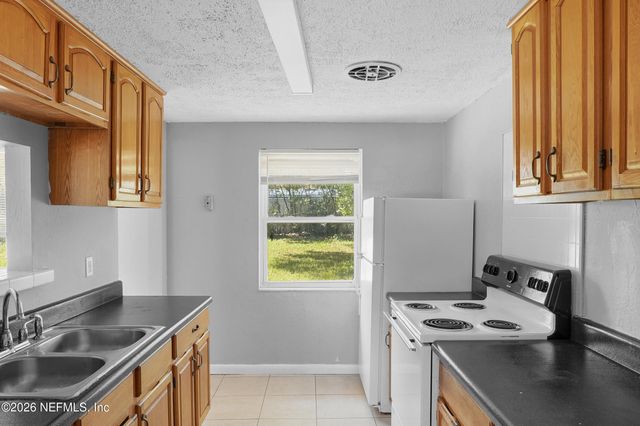 5828 ENSENADA Road, Jacksonville, FL 32244