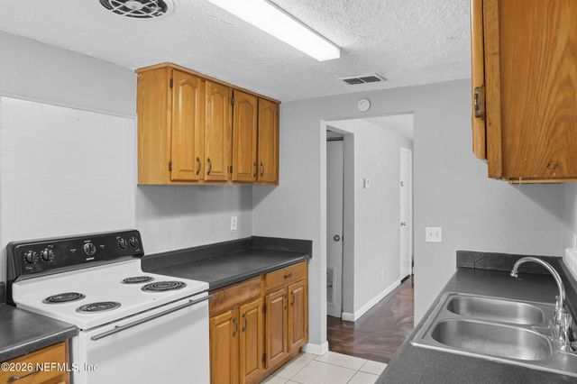 5828 ENSENADA Road, Jacksonville, FL 32244