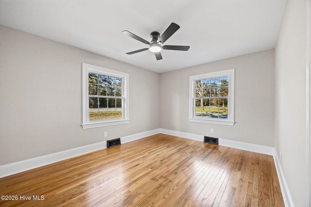 1401 Greenville Boulevard SE, Greenville, NC 27858