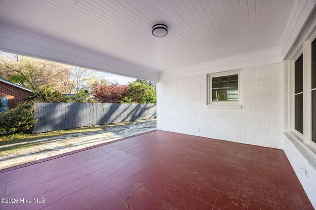 1401 Greenville Boulevard SE, Greenville, NC 27858