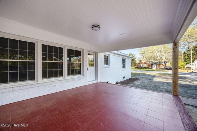 1401 Greenville Boulevard SE, Greenville, NC 27858