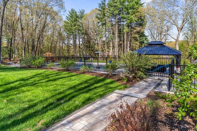 50 Evergreen Lane, Marlborough, MA 01752