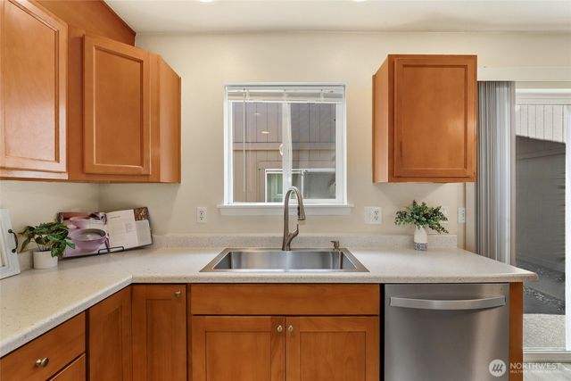 4552 S Puget Sound Avenue, Tacoma, WA 98409