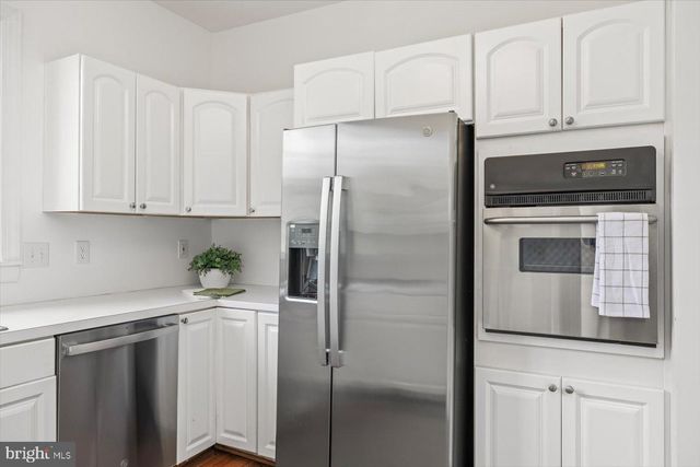 274 AARON MOUNTAIN RD, Castleton, VA 22716