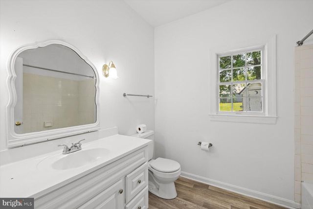 274 AARON MOUNTAIN RD, Castleton, VA 22716