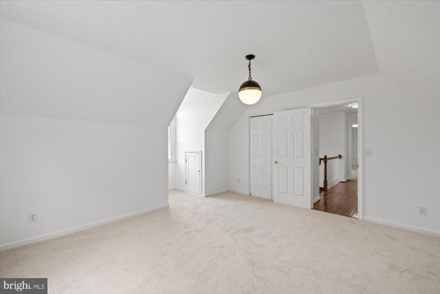 274 AARON MOUNTAIN RD, Castleton, VA 22716