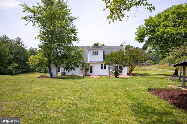 274 AARON MOUNTAIN RD, Castleton, VA 22716