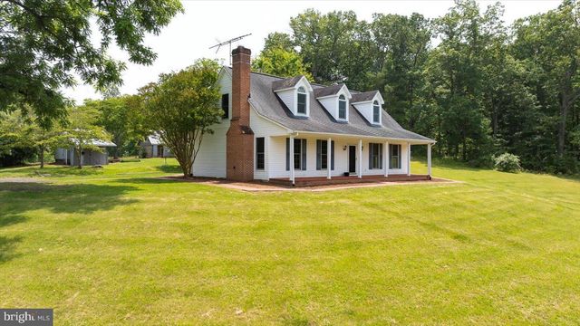 274 AARON MOUNTAIN RD, Castleton, VA 22716