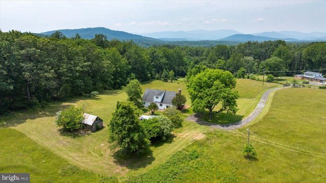 274 AARON MOUNTAIN RD, Castleton, VA 22716
