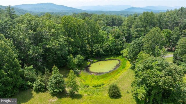 274 AARON MOUNTAIN RD, Castleton, VA 22716