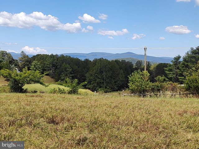 274 AARON MOUNTAIN RD, Castleton, VA 22716