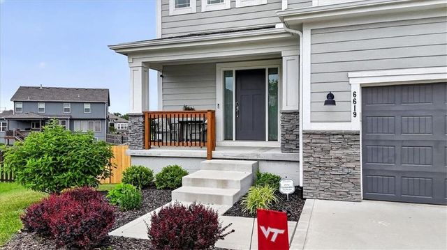 6619 NW 105th Court, Kansas City, MO 64154