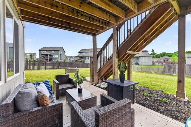 6619 NW 105th Court, Kansas City, MO 64154