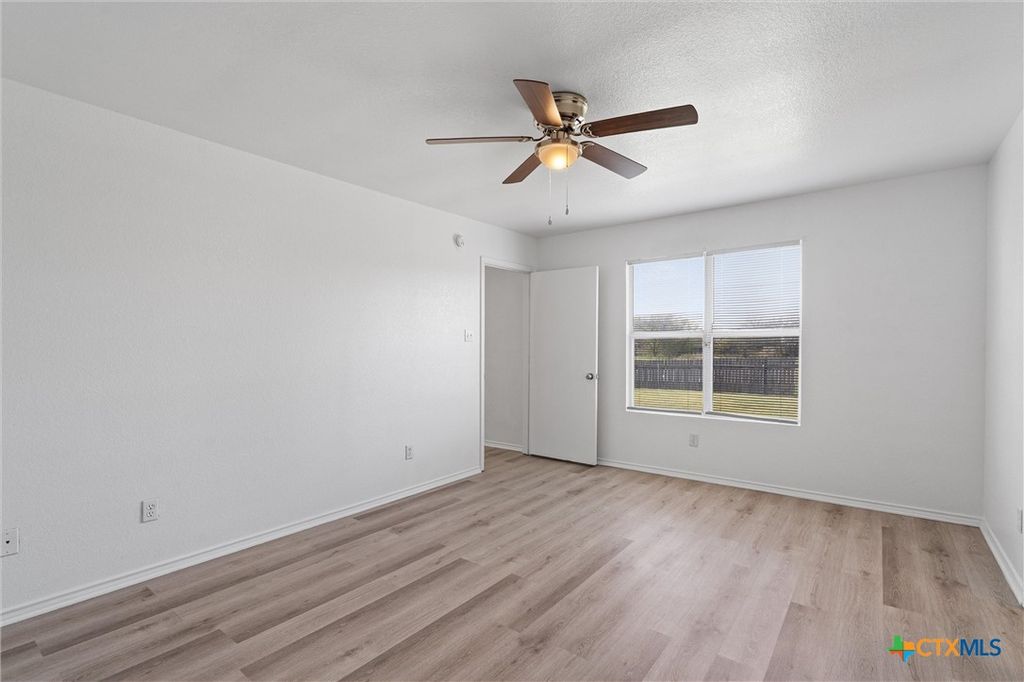 Image 14 of property listing at 3506 Viewcrest Drive, Killeen, TX 76549