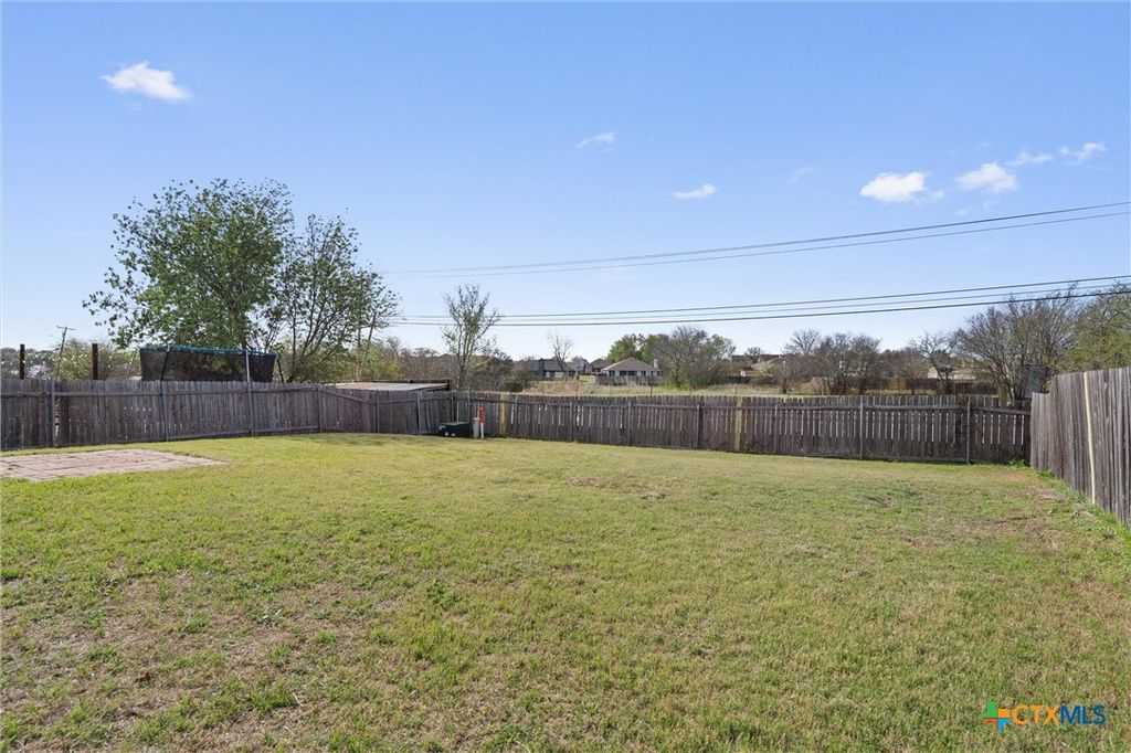 Image 27 of property listing at 3506 Viewcrest Drive, Killeen, TX 76549