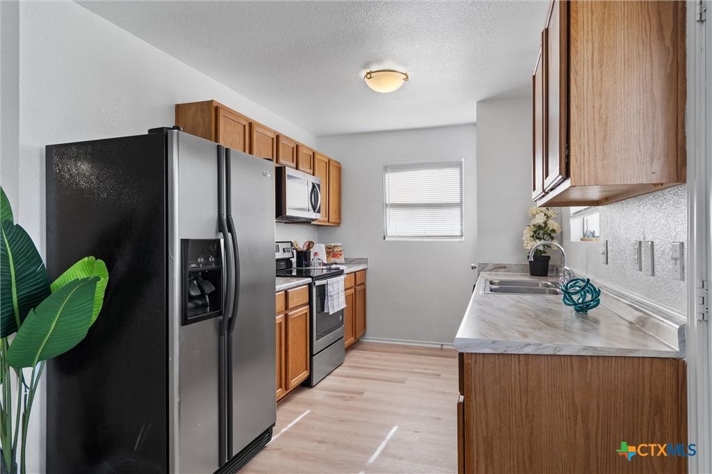 Image 9 of property listing at 3506 Viewcrest Drive, Killeen, TX 76549