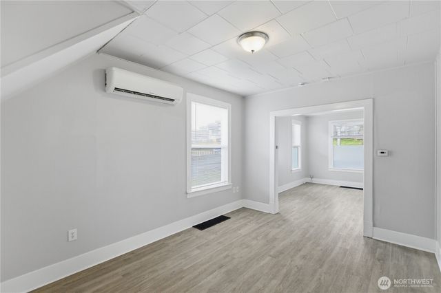 2529 S G Street, Tacoma, WA 98405