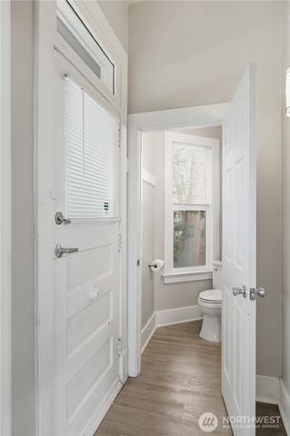 2529 S G Street, Tacoma, WA 98405