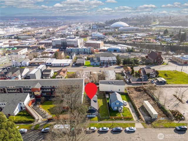 2529 S G Street, Tacoma, WA 98405