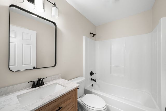 74 Maple Dr, Winchester, TN 37398