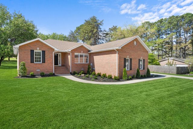 74 Maple Dr, Winchester, TN 37398