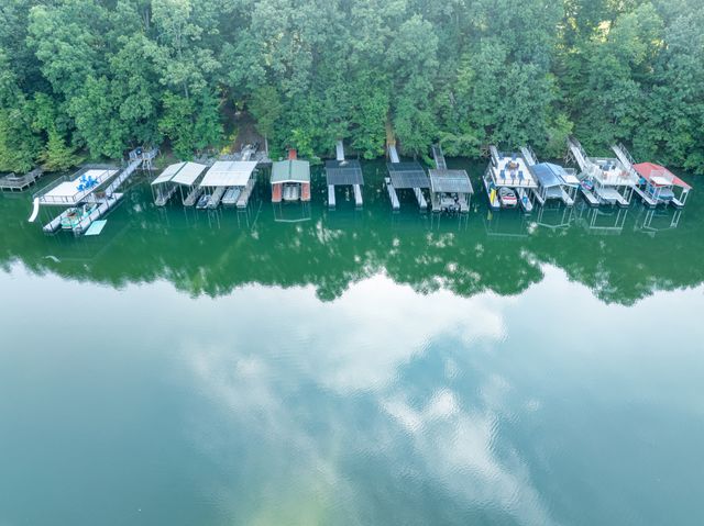 74 Maple Dr, Winchester, TN 37398