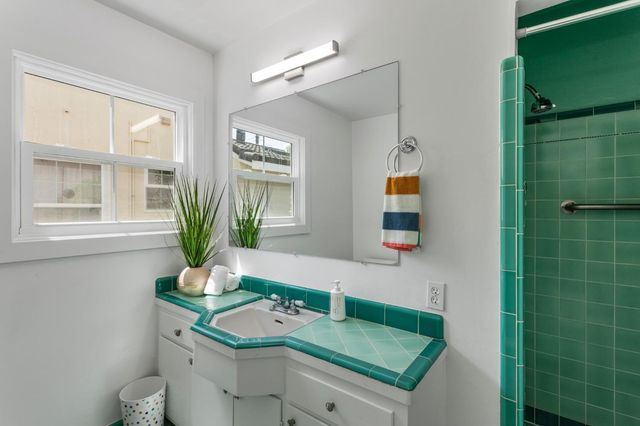 131 46 St, Sacramento, CA 95819