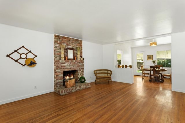 131 46 St, Sacramento, CA 95819