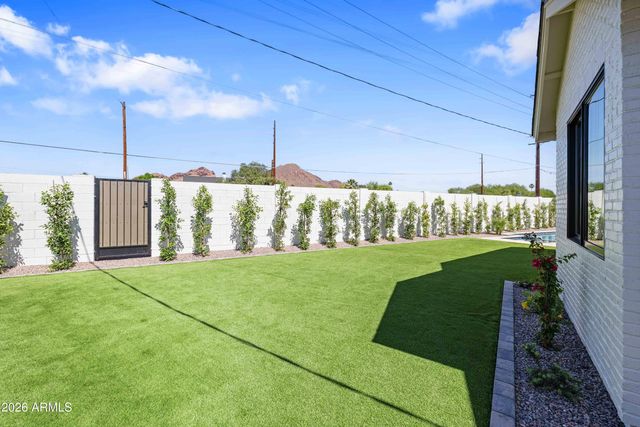 4248 E PATRICIA JANE Drive, Phoenix, AZ 85018