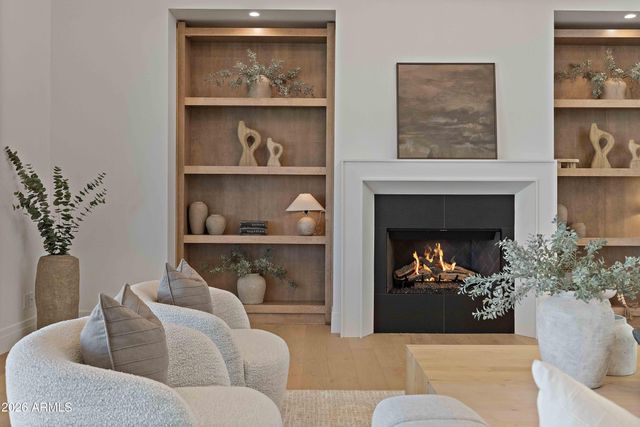 4248 E PATRICIA JANE Drive, Phoenix, AZ 85018