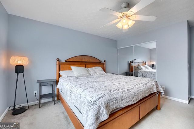 1277 W Oaks Way, Woodstock, GA 30188