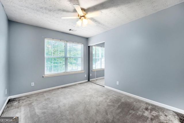 1277 W Oaks Way, Woodstock, GA 30188