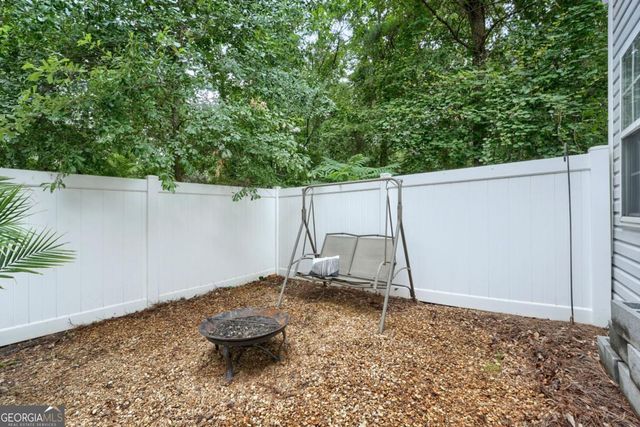 1277 W Oaks Way, Woodstock, GA 30188