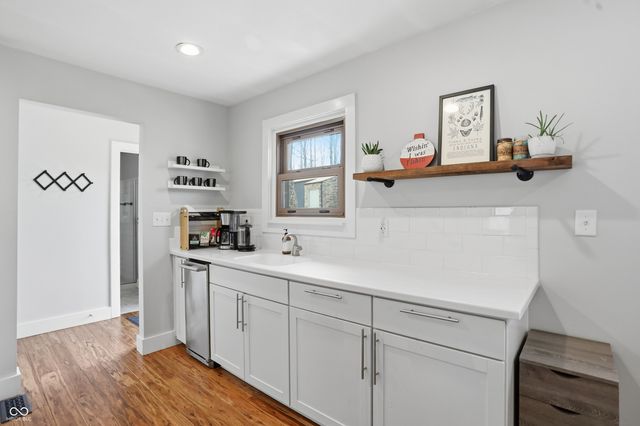 7476 S Susan Lane, Trafalgar, IN 46181