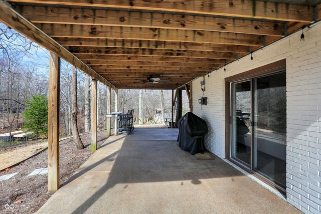 7476 S Susan Lane, Trafalgar, IN 46181