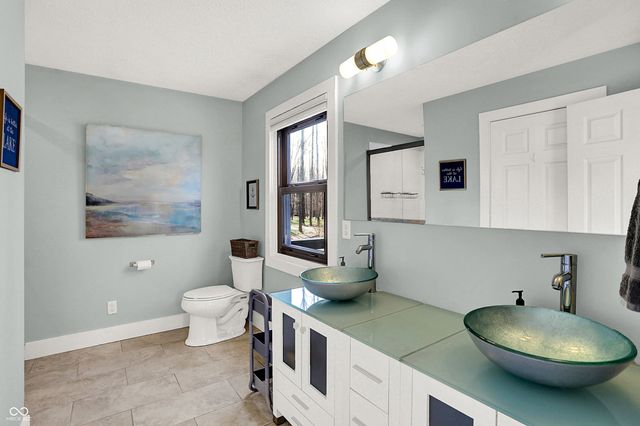 7476 S Susan Lane, Trafalgar, IN 46181