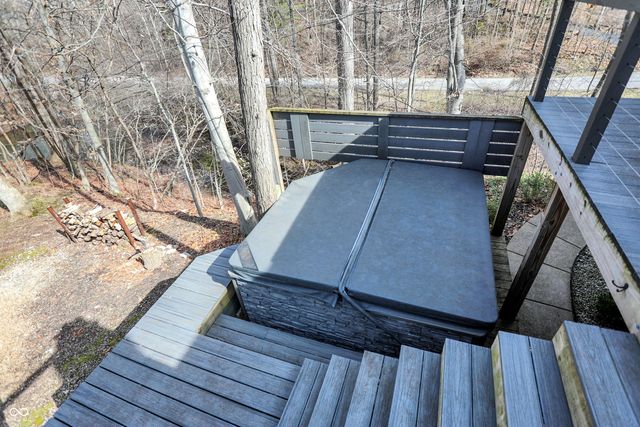 7476 S Susan Lane, Trafalgar, IN 46181