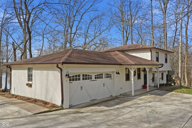 7476 S Susan Lane, Trafalgar, IN 46181