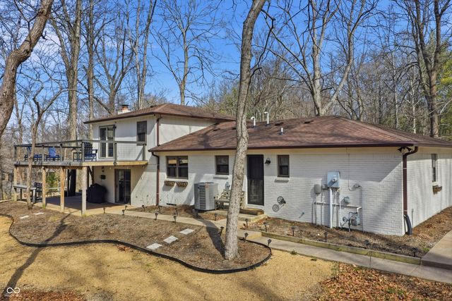 7476 S Susan Lane, Trafalgar, IN 46181