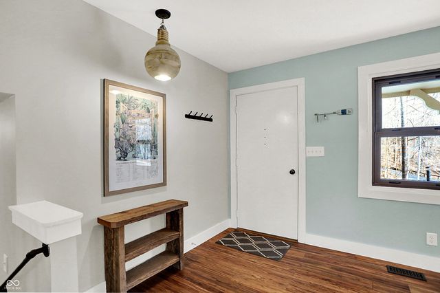 7476 S Susan Lane, Trafalgar, IN 46181