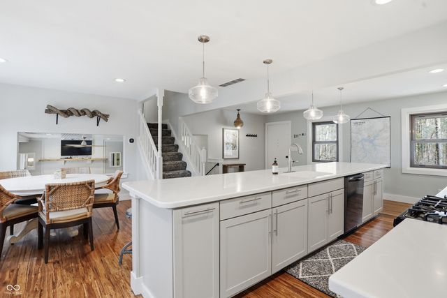 7476 S Susan Lane, Trafalgar, IN 46181