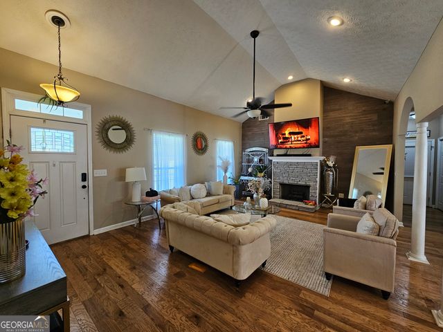 17 Goodwyn Road, Newnan, GA 30265