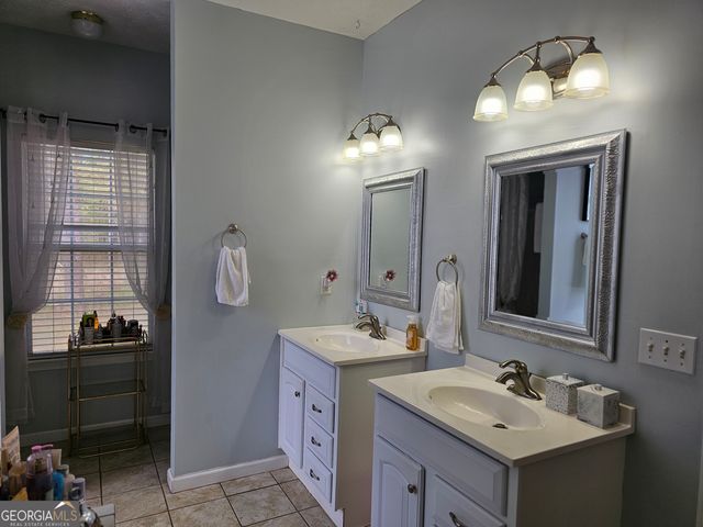 17 Goodwyn Road, Newnan, GA 30265