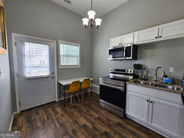 17 Goodwyn Road, Newnan, GA 30265