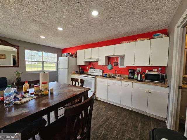 17 Goodwyn Road, Newnan, GA 30265