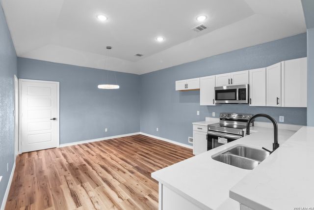 123 Juanita, San Antonio, TX 78237