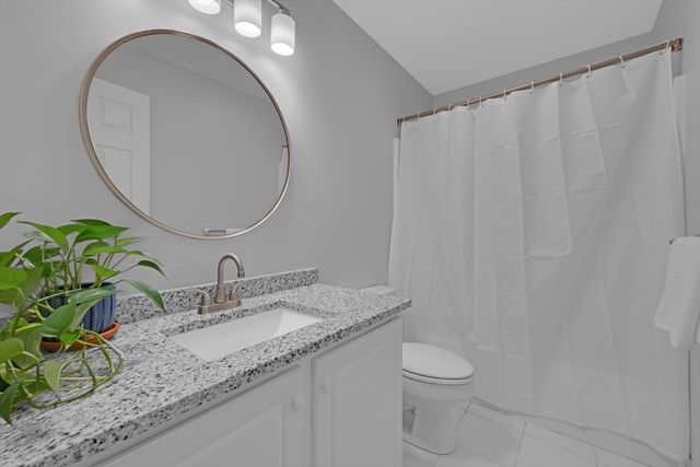 27 Robert Cir 27, Grafton, MA 01536
