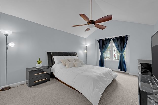 27 Robert Cir 27, Grafton, MA 01536