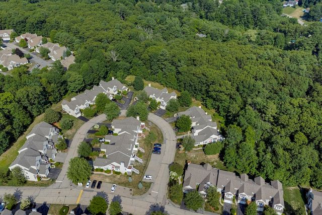 27 Robert Cir 27, Grafton, MA 01536